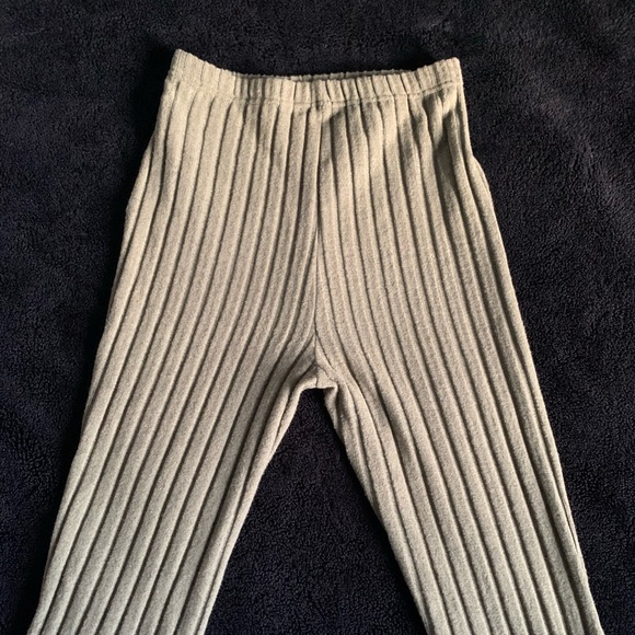 LOUNGE SET - Split Hem long sleeve shirt & flared leggings (army green) - Picture 3 of 4